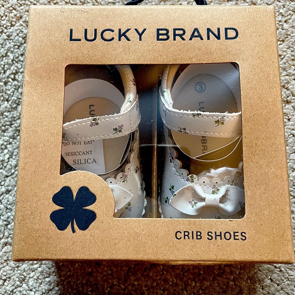 Lucky Brand Floral White Baby Shoes size 3